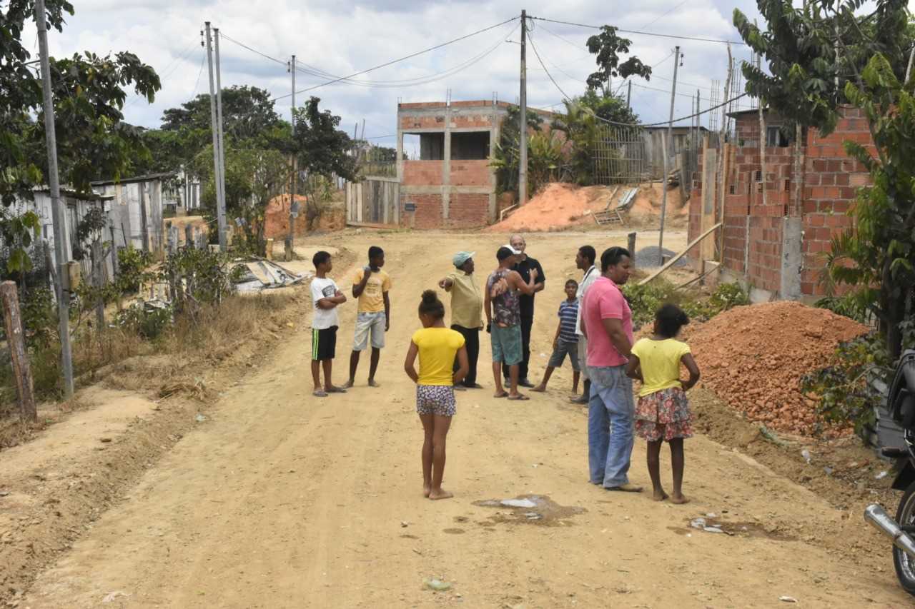 Camacã: Bairro da Portelinha recebe patrolamento